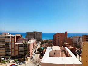 Nuevo Apartamento, Wifi, Fire Stick Amazon, Vistas al Mar, Centro de Torremolinos